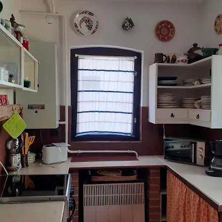 Radnoti Apartment *